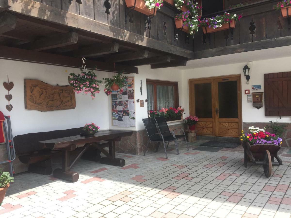Garni La Vara 코르바라 인 바디아 외부 사진